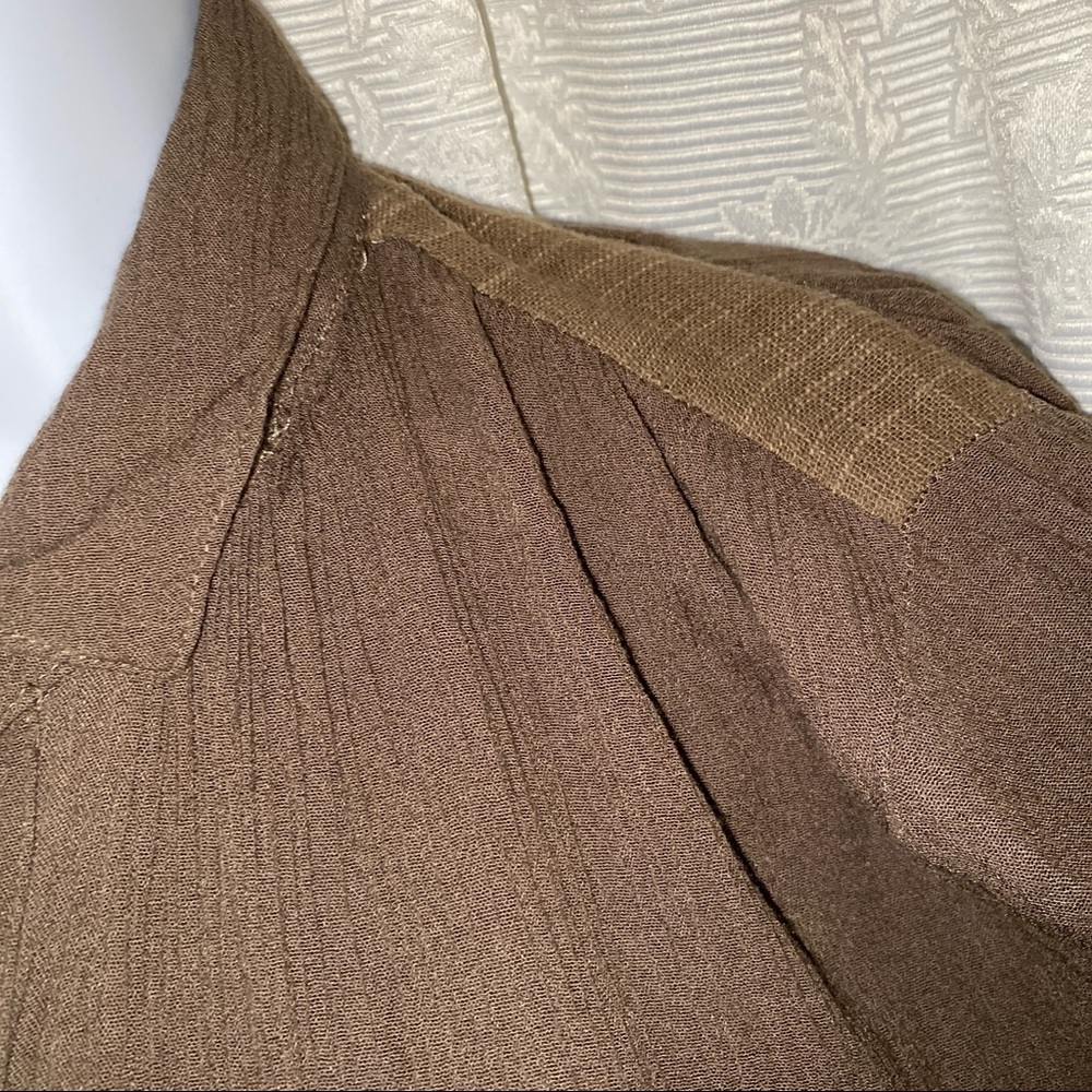 3/20 🎉 Free People- Brown High-Low Oversized Button-Up, XS (runs large) - Picture 6 of 6